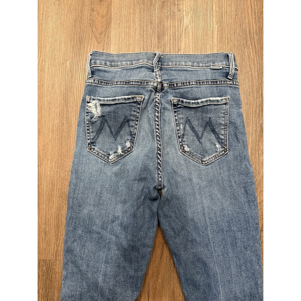Mother The Insider Crop Step Chew in Dancing on Coals Distressed Blue Jeans Sz26 - Picture 3 of 11